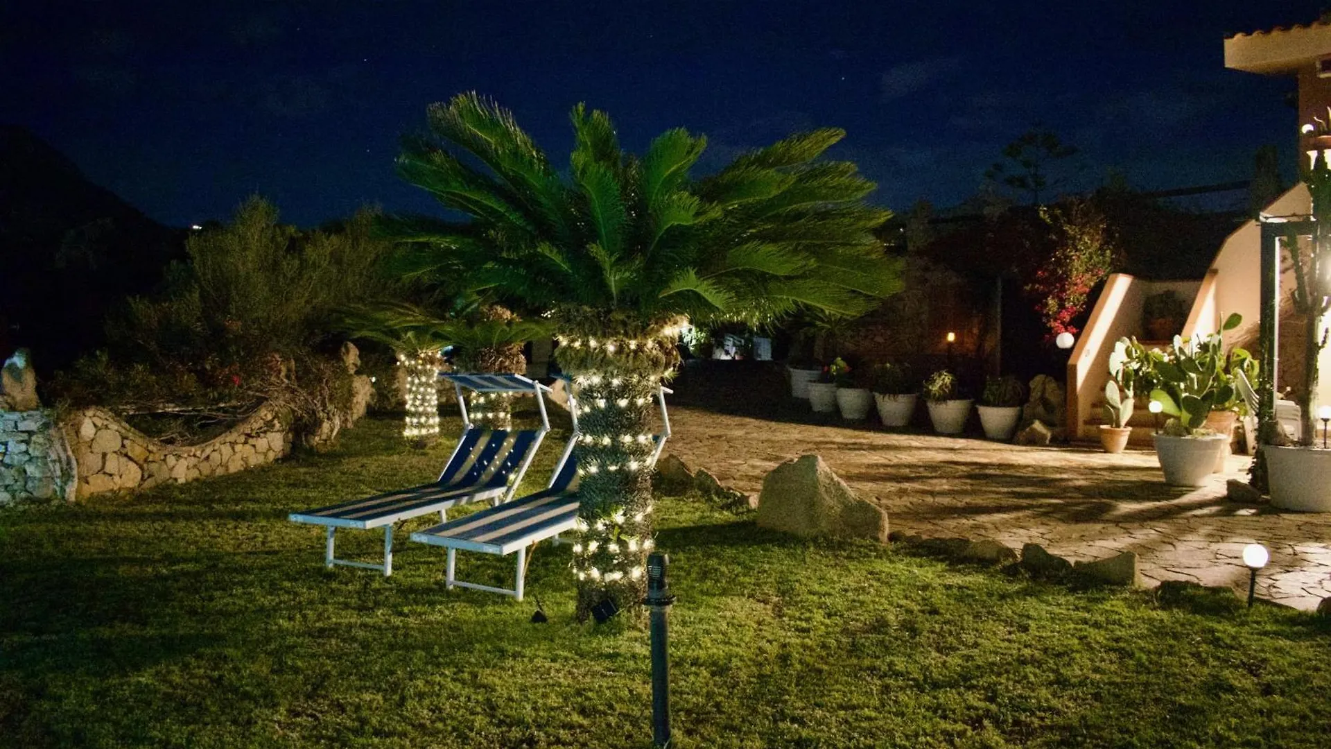 Villa Con Splendido Giardino E Vista Mare A Osseddu - Olbia Pittulongu